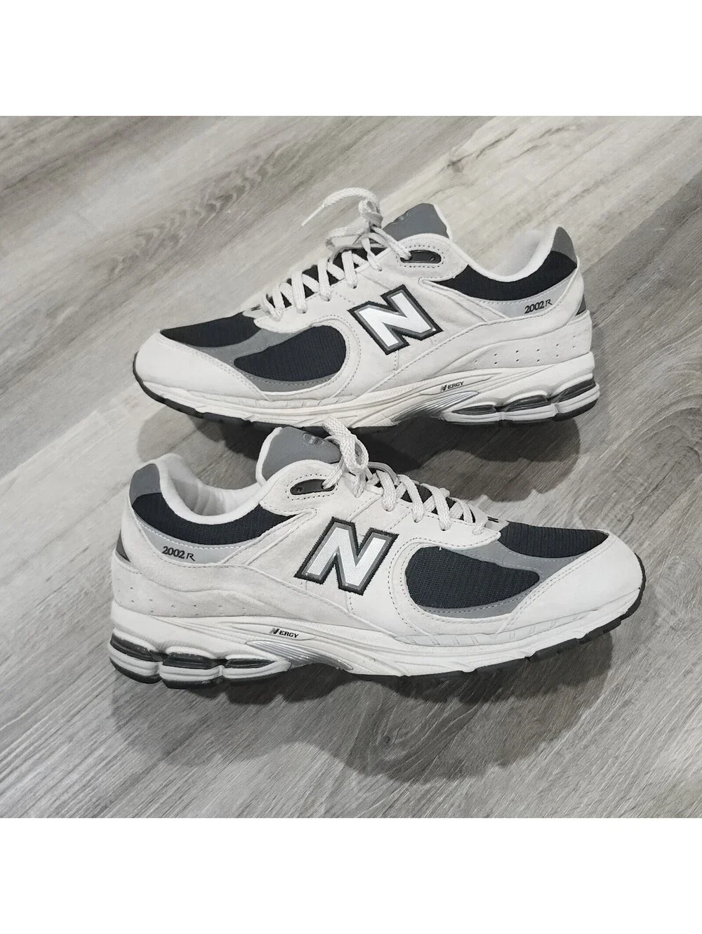 New Balance 2002R Grey Black M2002RFH Shoes Sneakers Mens 13 Casual Classic